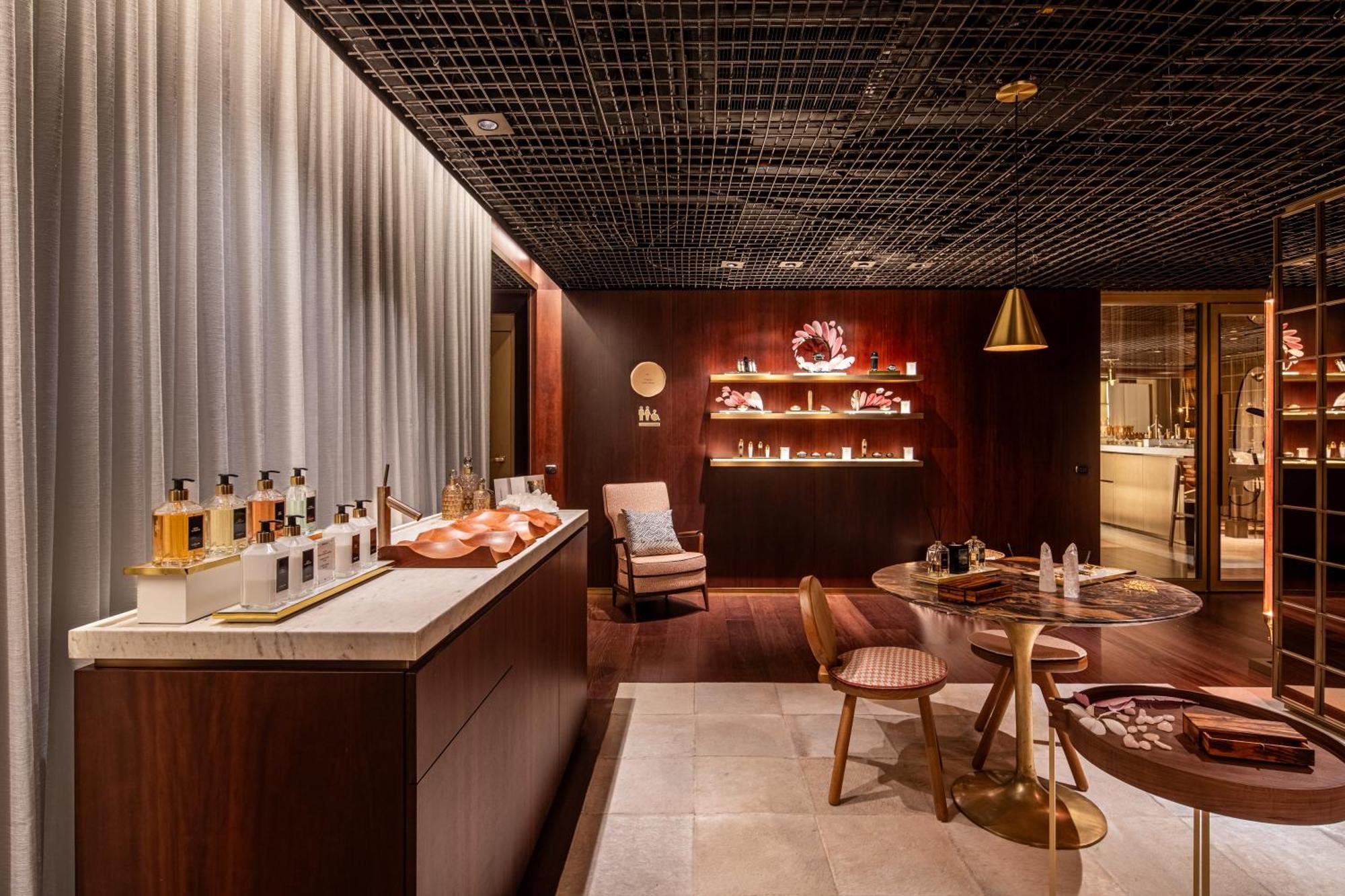 Hotel Rosewood San Paolo Esterno foto The Fragrance Bar at Harrods