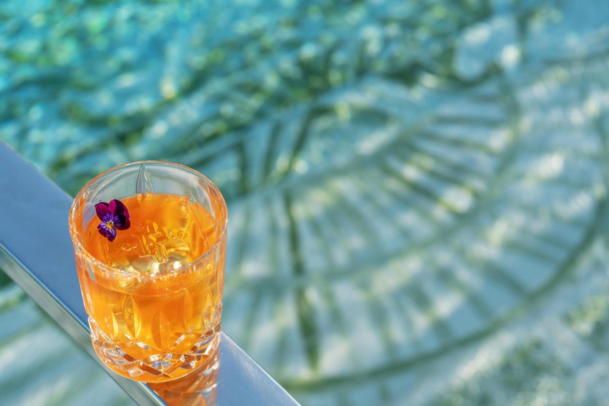 Hotel Rosewood San Paolo Esterno foto A glass of orange liqueur